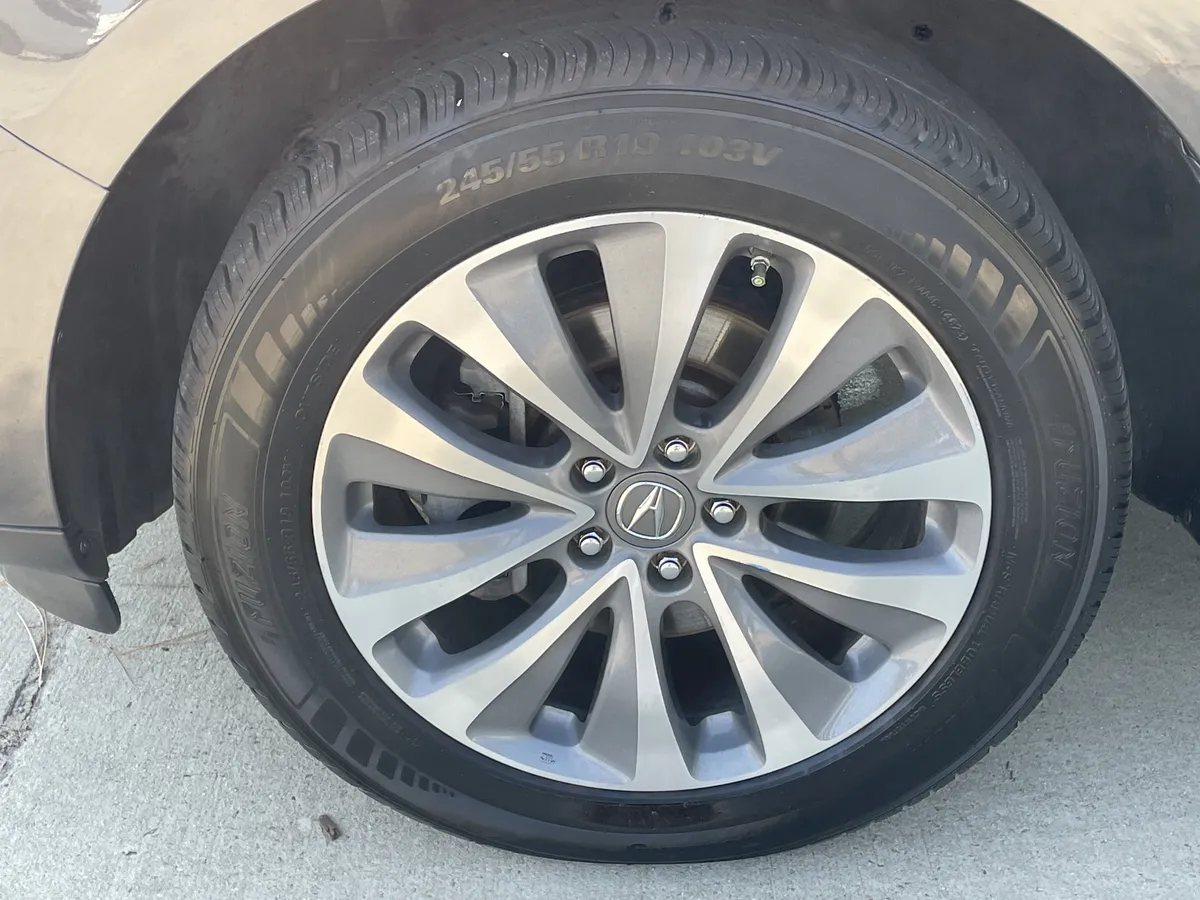 2015 Acura MDX Tech Pkg thumbnail 37
