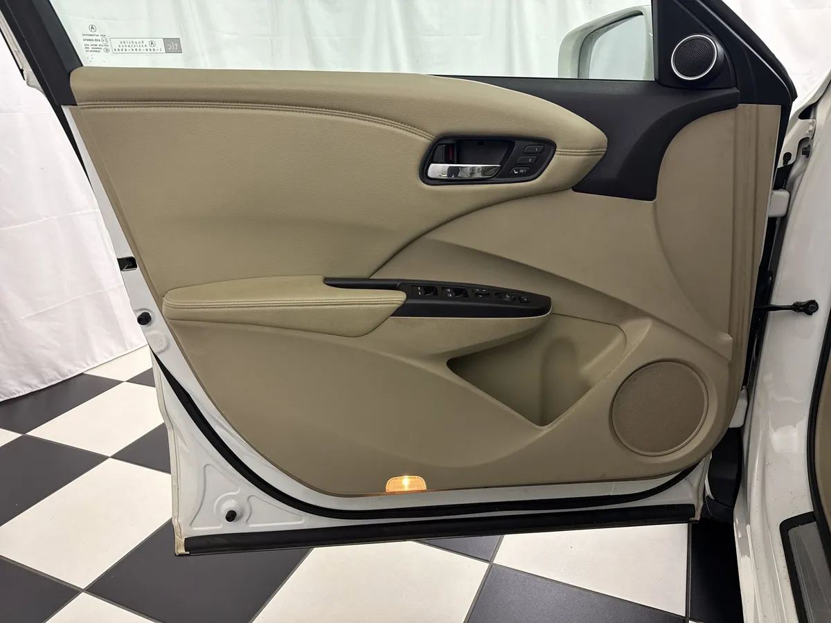 2015 Acura RDX Tech Pkg thumbnail 12
