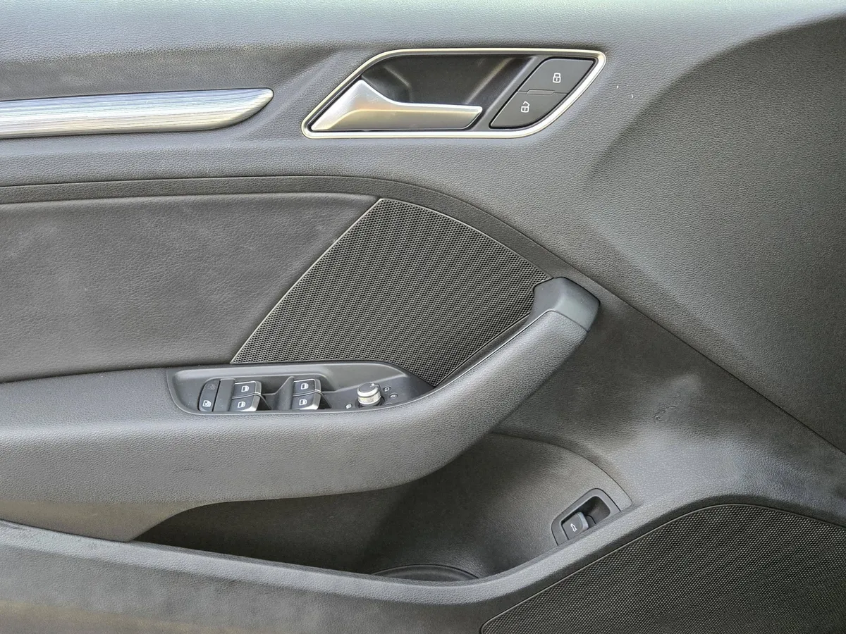 2015 Audi A3 1.8T Premium Plus thumbnail 24