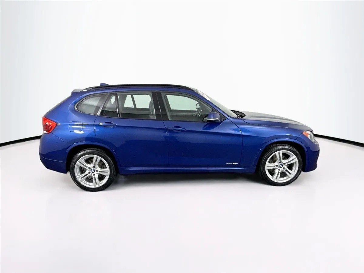2015 BMW X1 xDrive28i thumbnail 11
