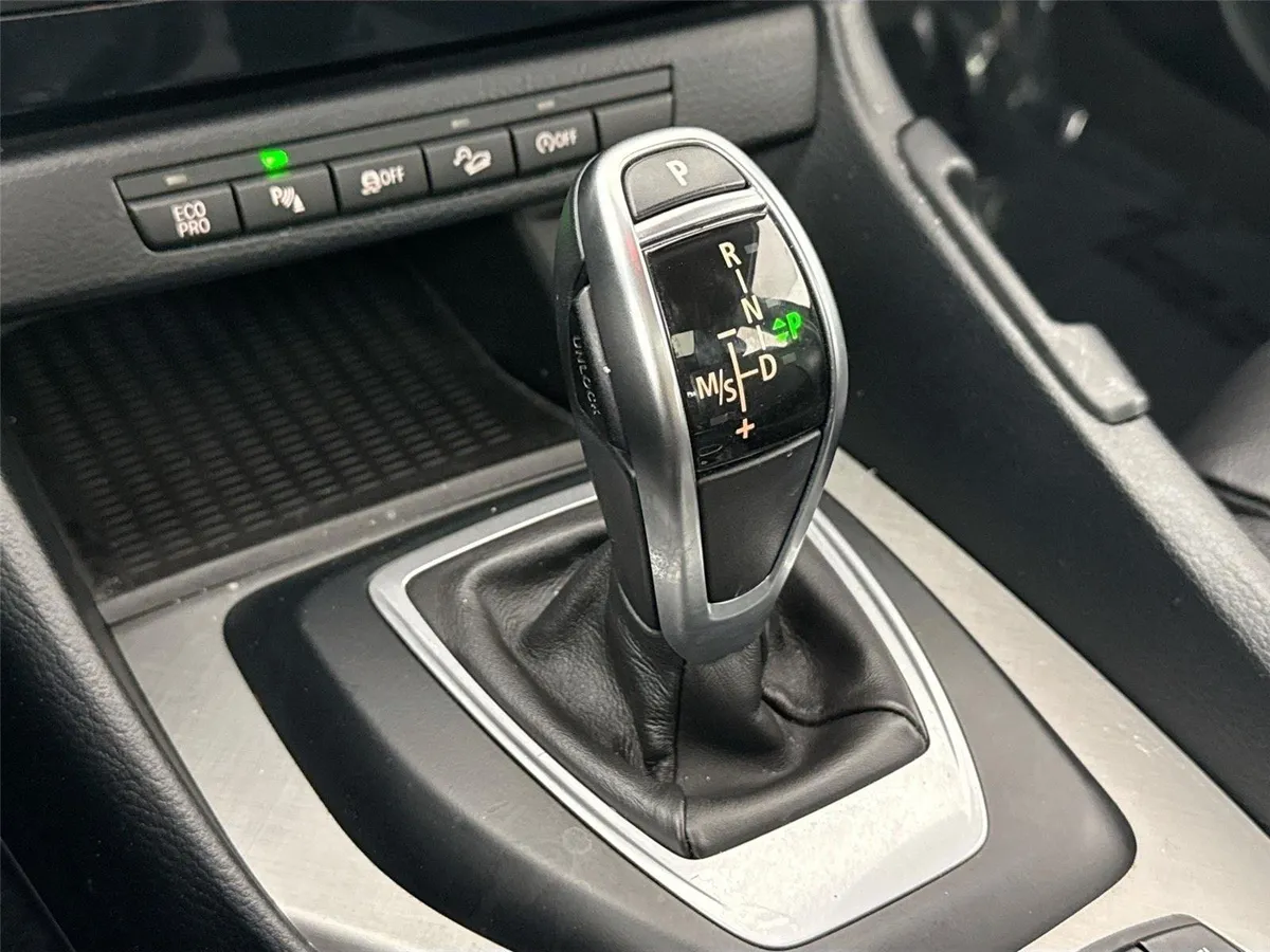 2015 BMW X1 xDrive28i thumbnail 27