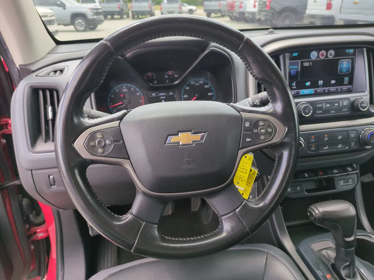 2015 Chevrolet Colorado 2WD Z71 thumbnail 17