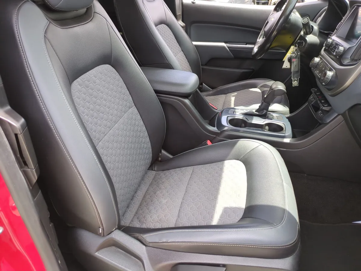 2015 Chevrolet Colorado 2WD Z71 thumbnail 30