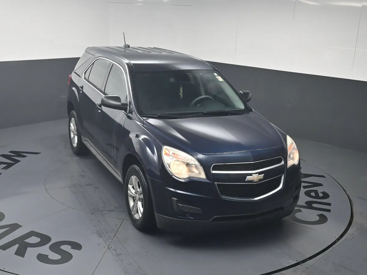 2015 Chevrolet Equinox LS thumbnail 21