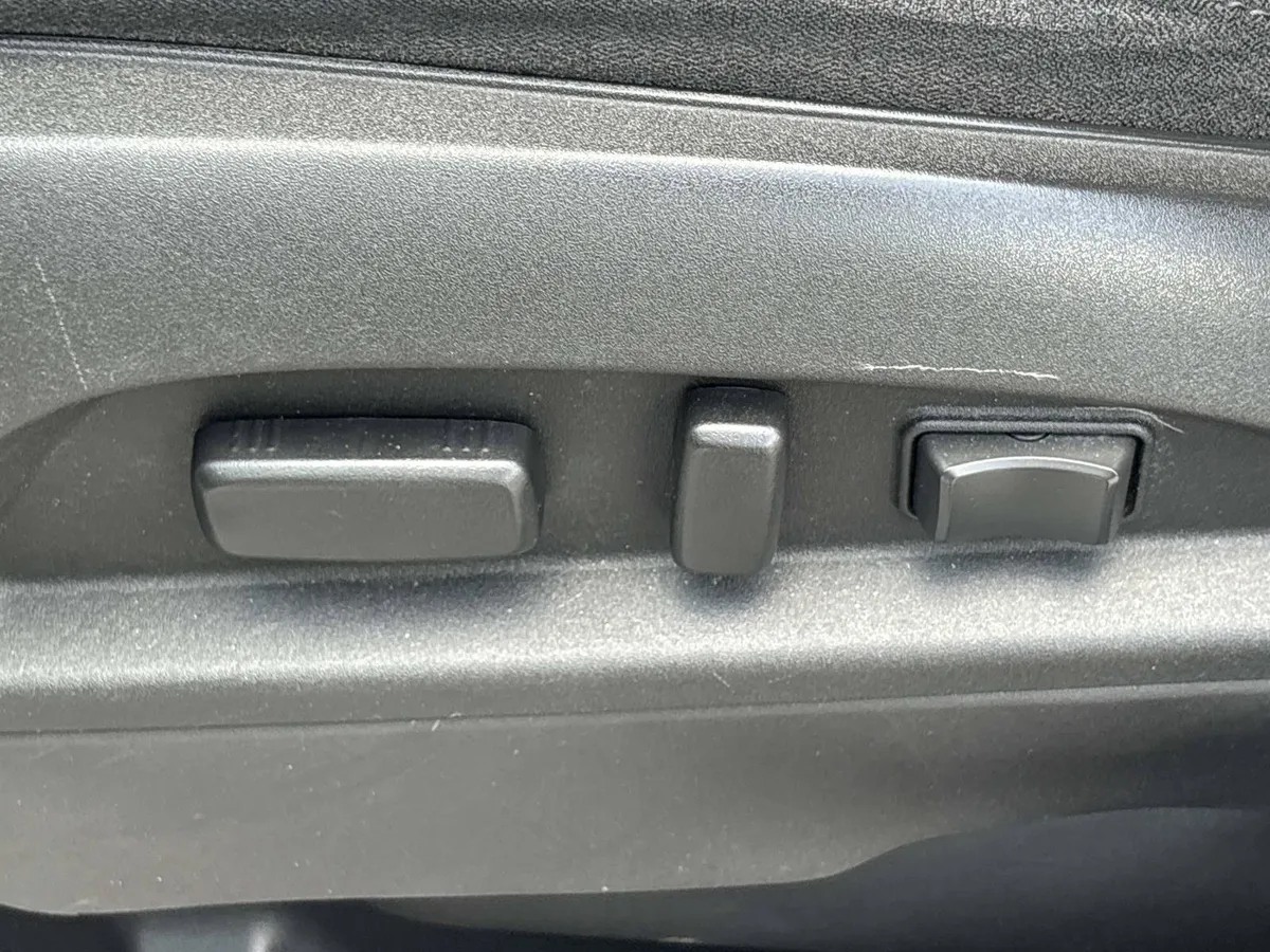 2015 Chevrolet Equinox LT thumbnail 14