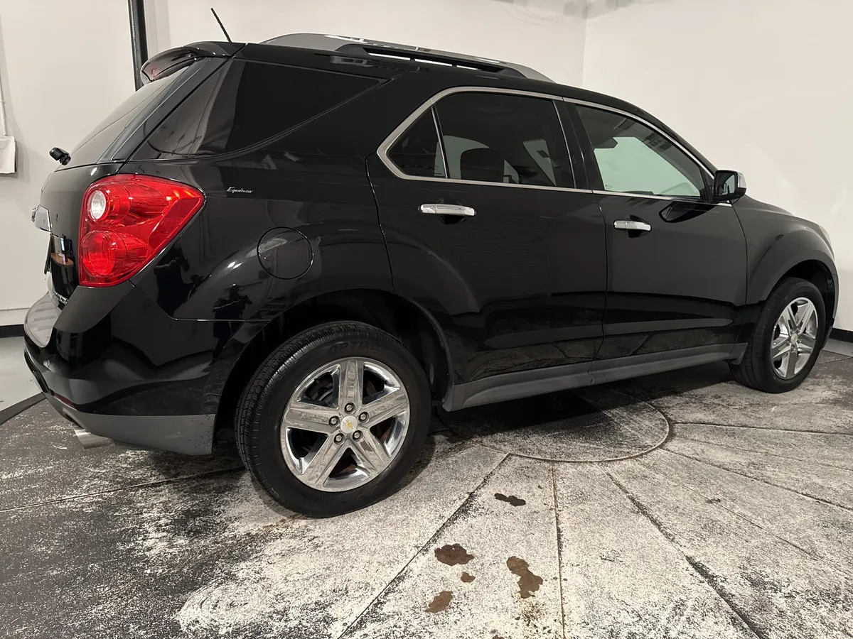 2015 Chevrolet Equinox LTZ thumbnail 10
