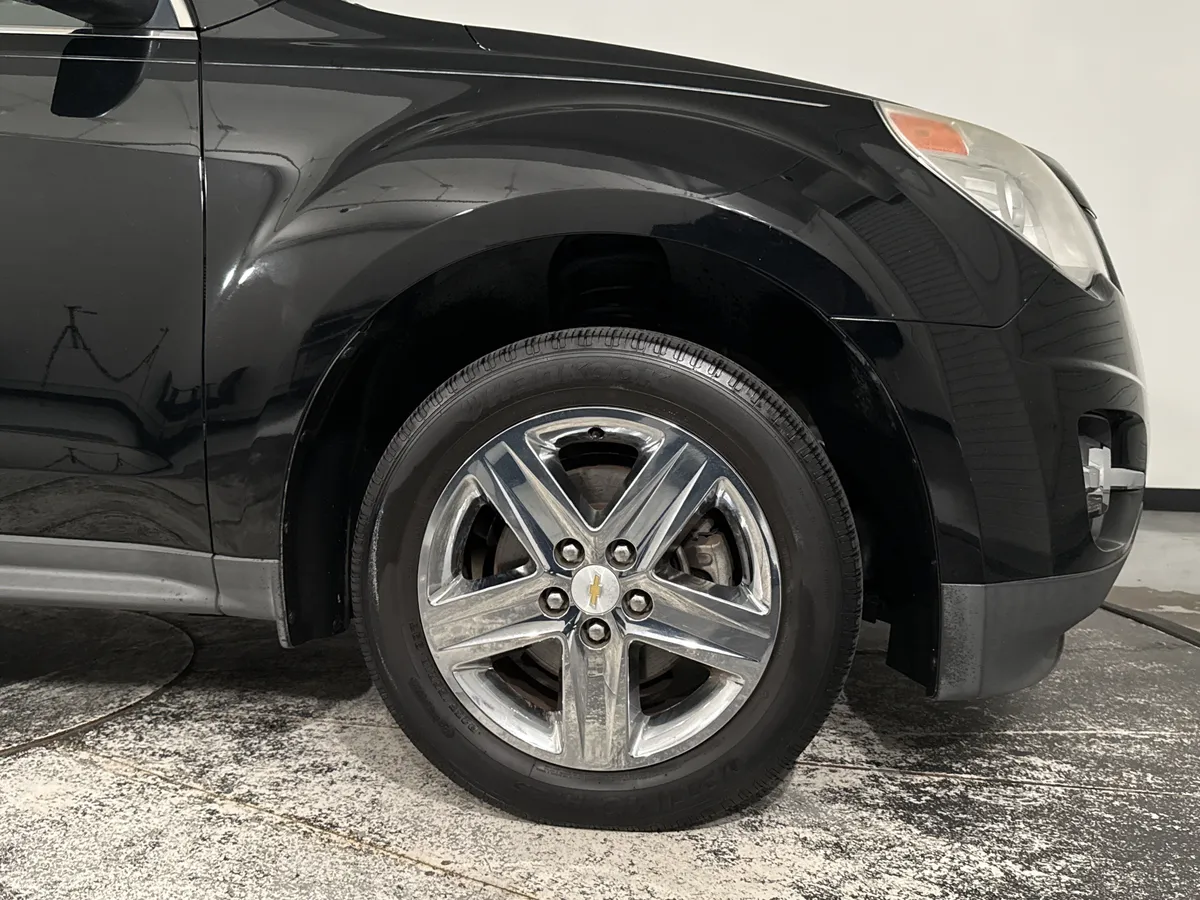 2015 Chevrolet Equinox LTZ thumbnail 12