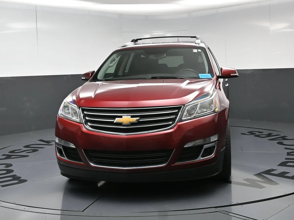 2015 Chevrolet Traverse LT thumbnail 12