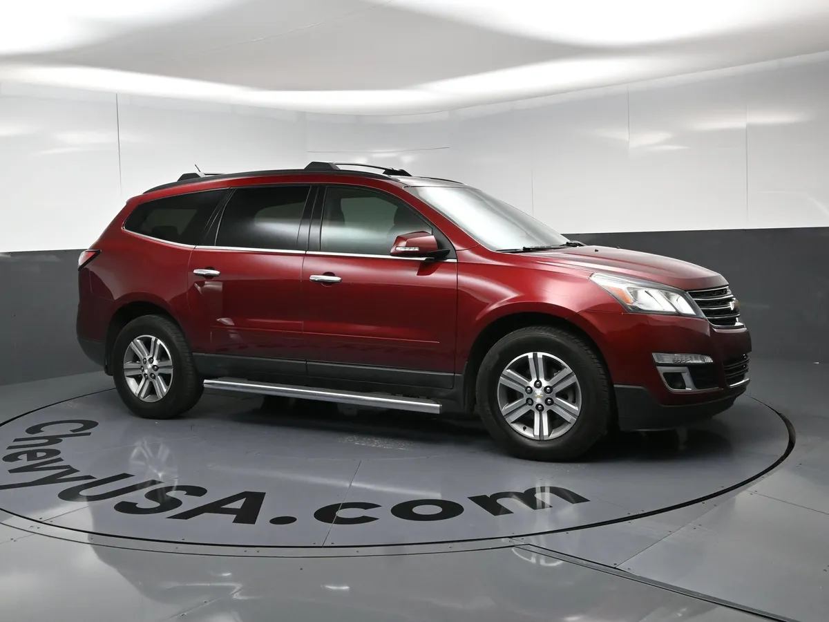 2015 Chevrolet Traverse LT thumbnail 14