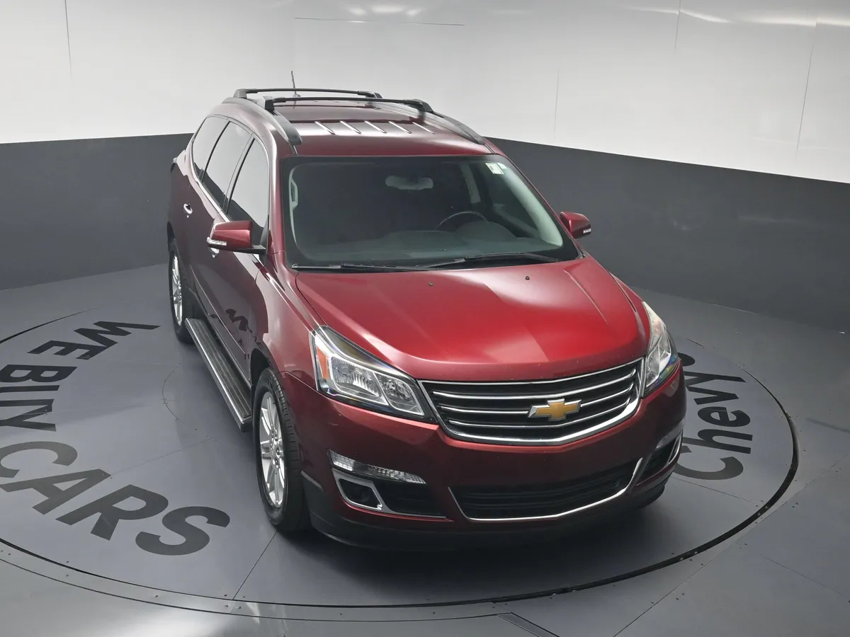 2015 Chevrolet Traverse LT thumbnail 30