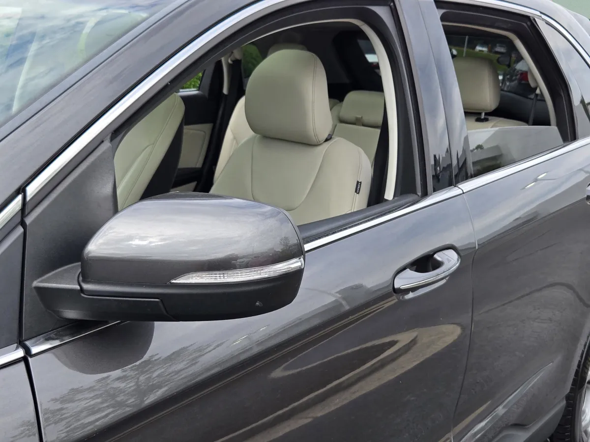 2015 Ford Edge Titanium thumbnail 10