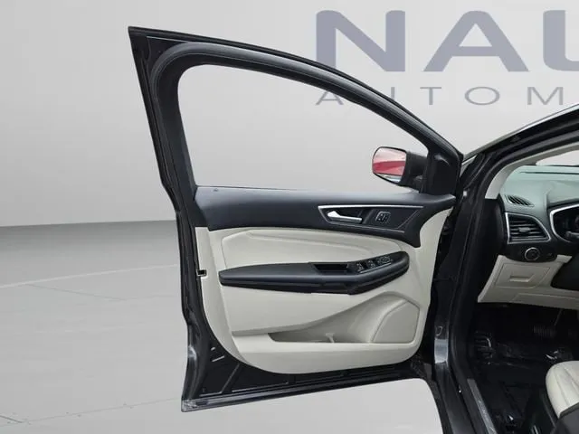 2015 Ford Edge Titanium thumbnail 14