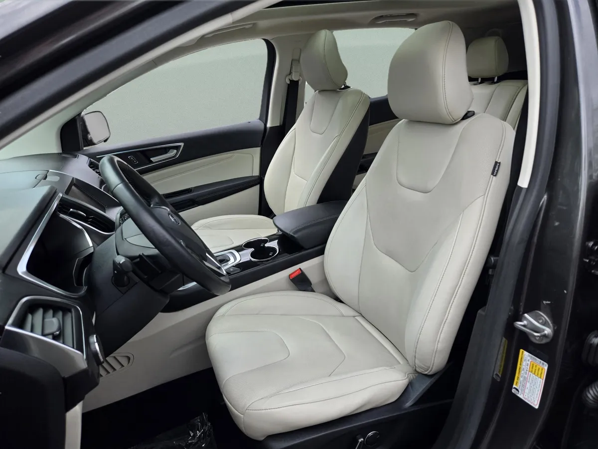 2015 Ford Edge Titanium thumbnail 17