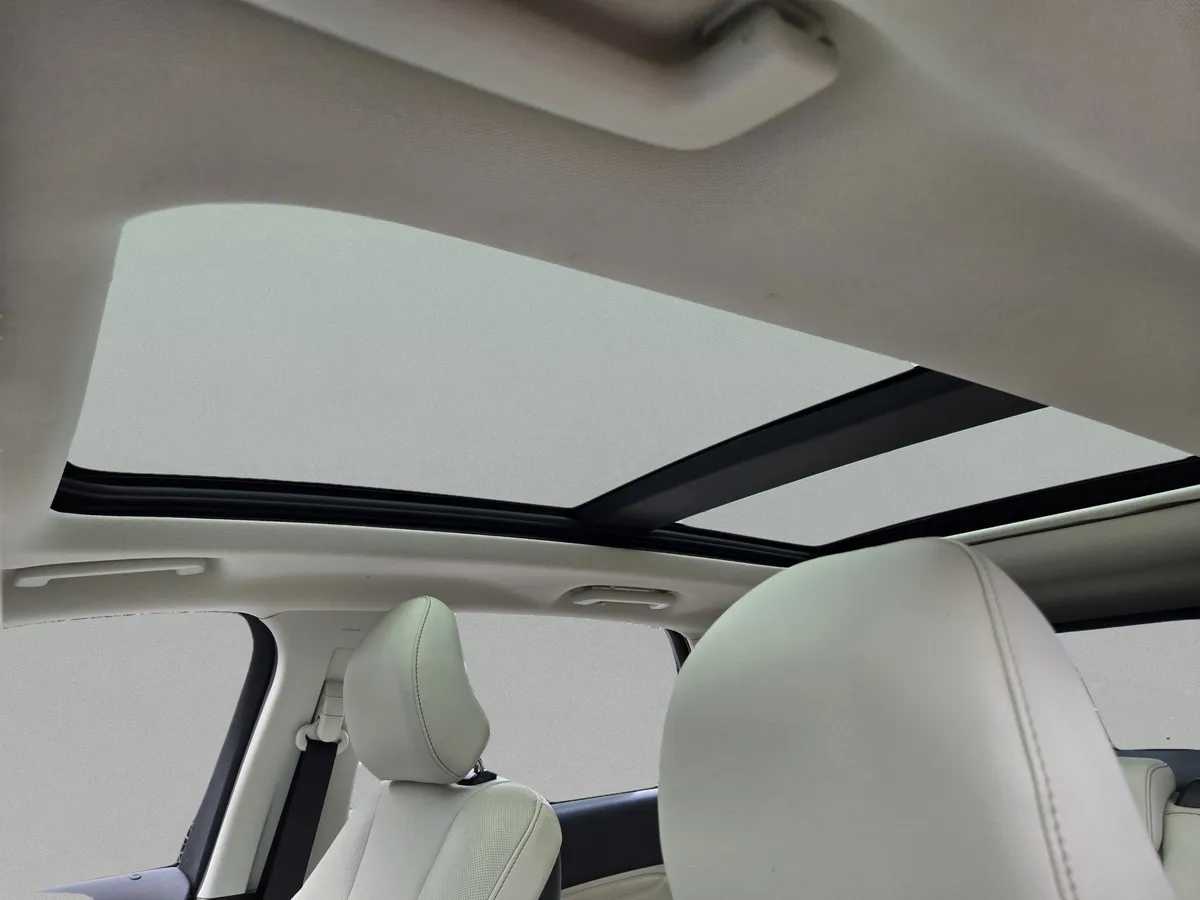 2015 Ford Edge Titanium thumbnail 18