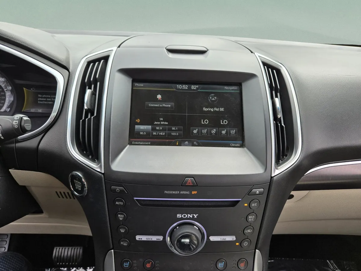 2015 Ford Edge Titanium thumbnail 21