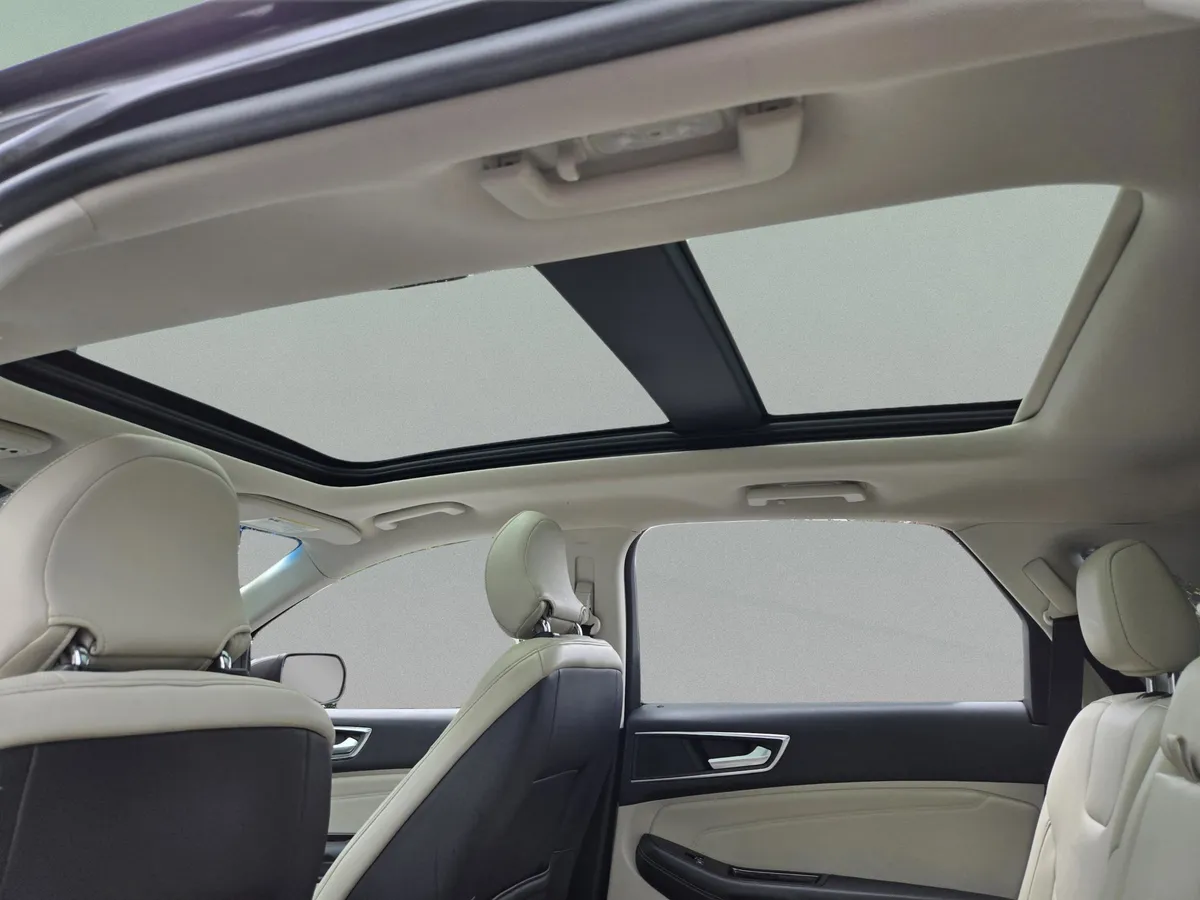 2015 Ford Edge Titanium thumbnail 27