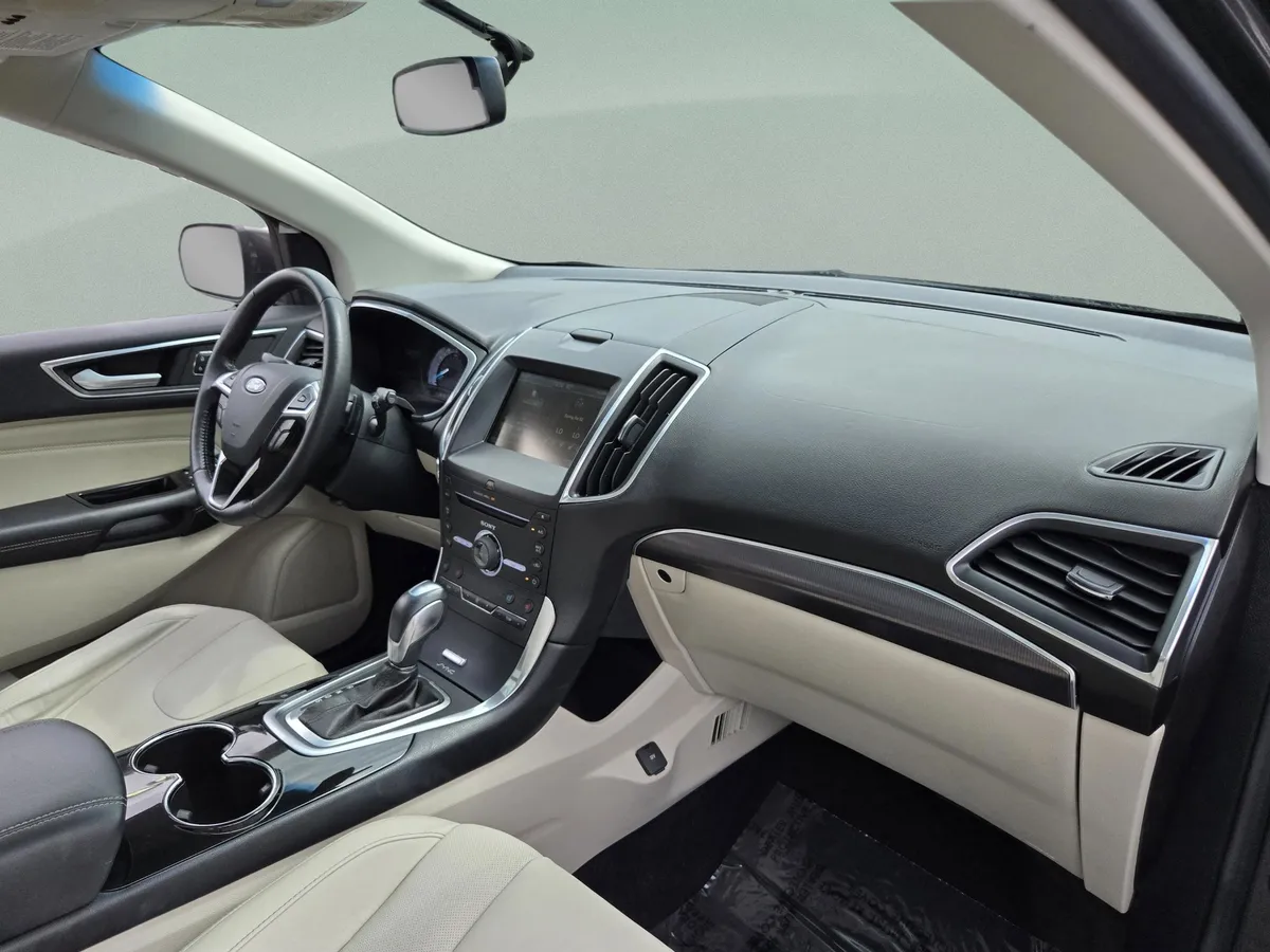 2015 Ford Edge Titanium thumbnail 34