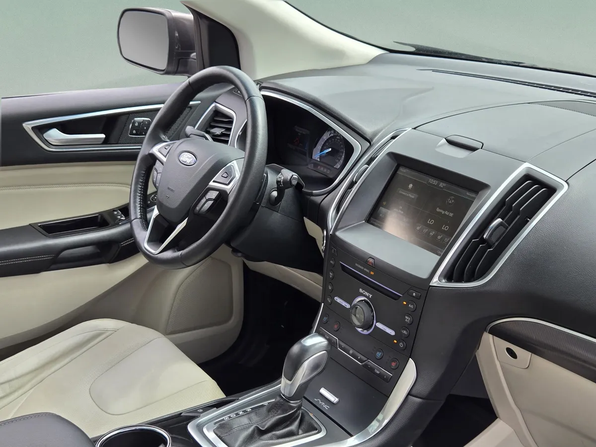 2015 Ford Edge Titanium thumbnail 35