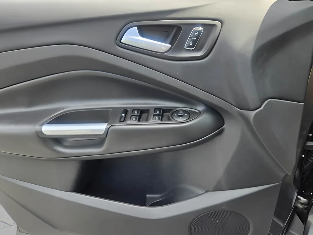 2015 Ford Escape SE thumbnail 14