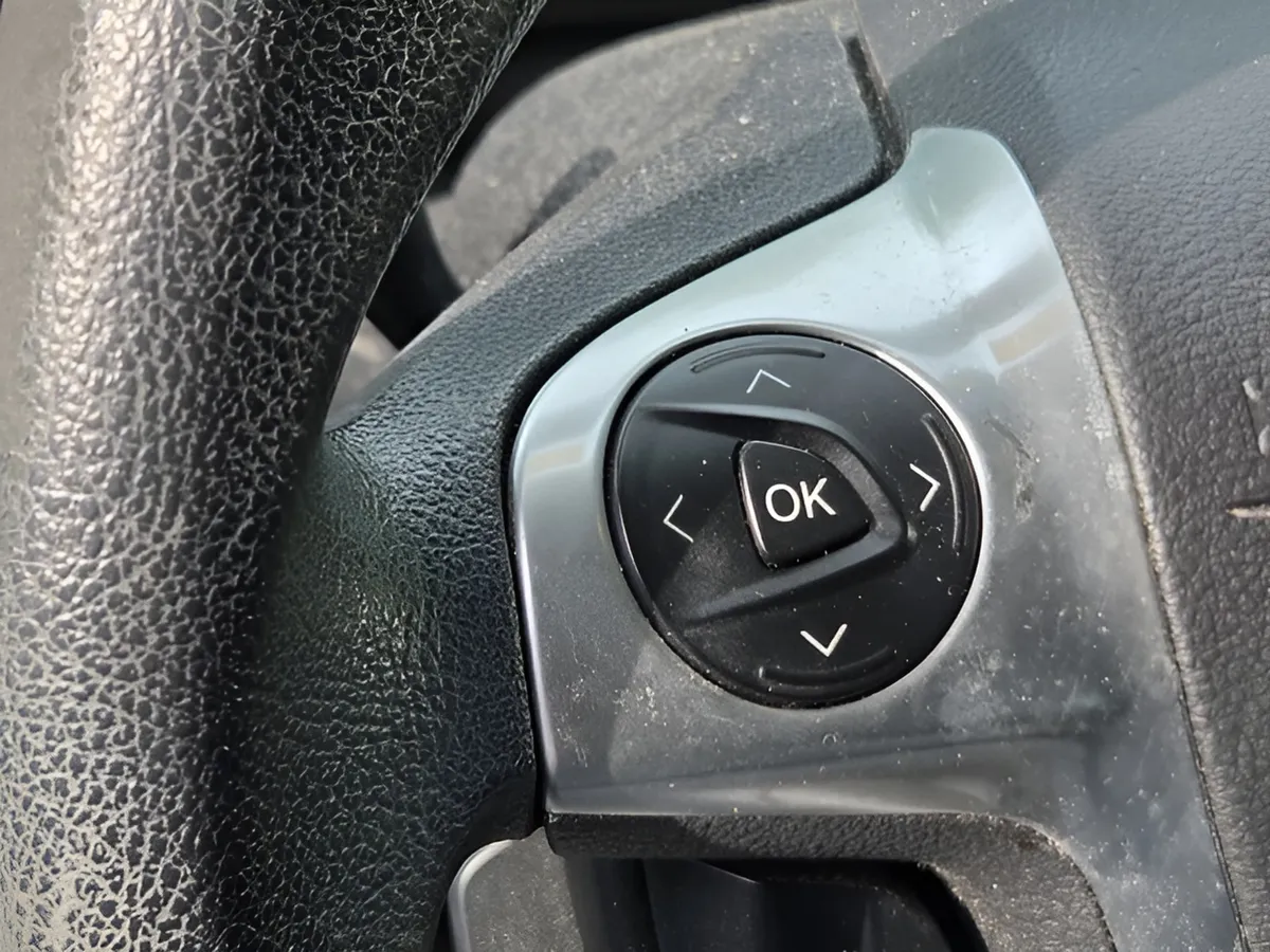 2015 Ford Escape SE thumbnail 6
