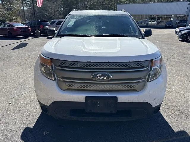 2015 Ford Explorer Base thumbnail 2