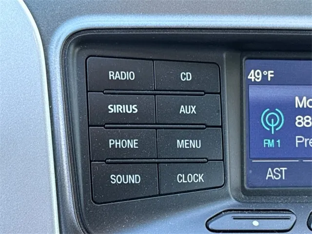 2015 Ford Explorer Base thumbnail 24