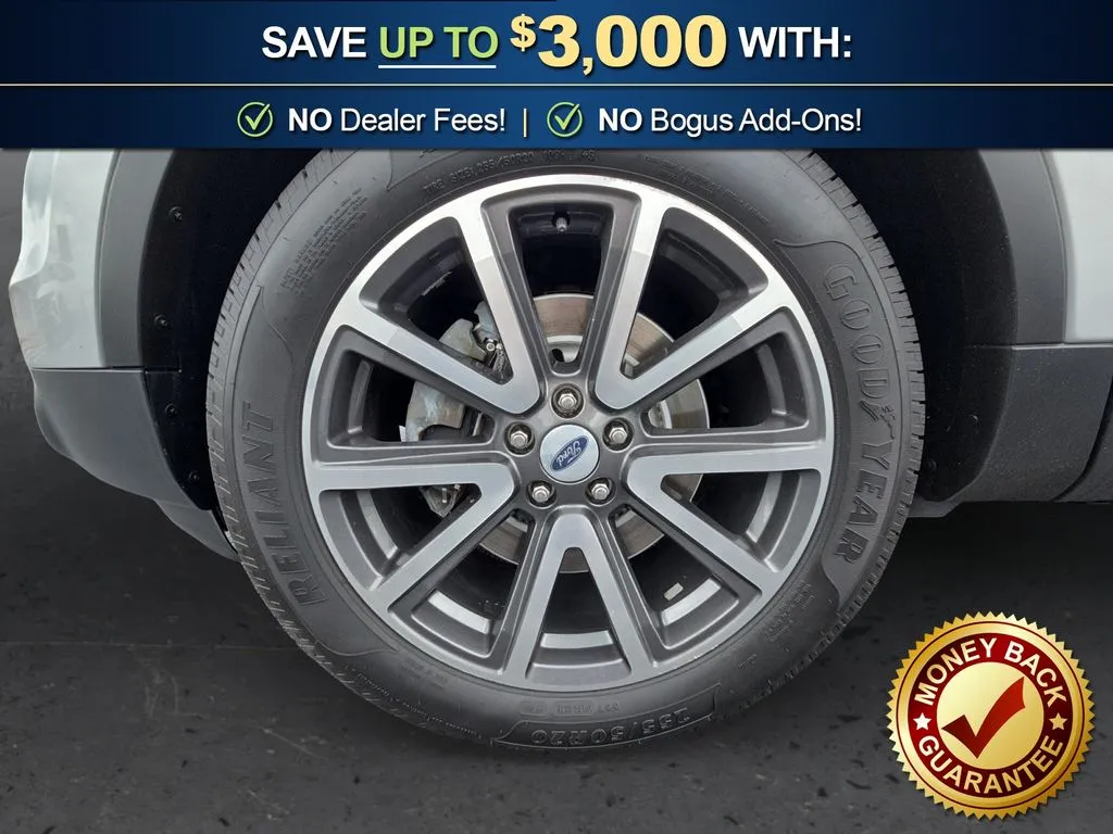 2015 Ford Explorer XLT thumbnail 13