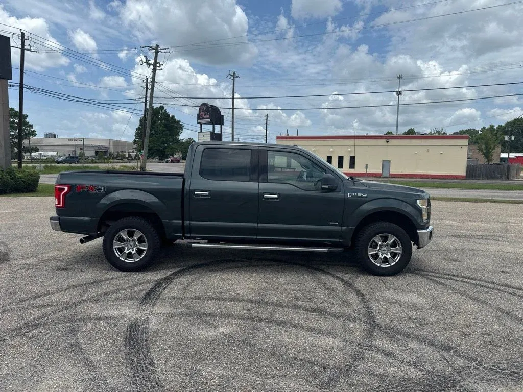 2015 Ford F-150 XLT thumbnail 15