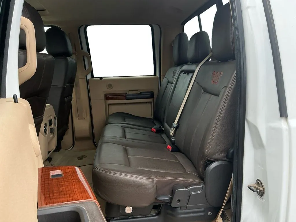 2015 Ford F-350SD King Ranch thumbnail 21