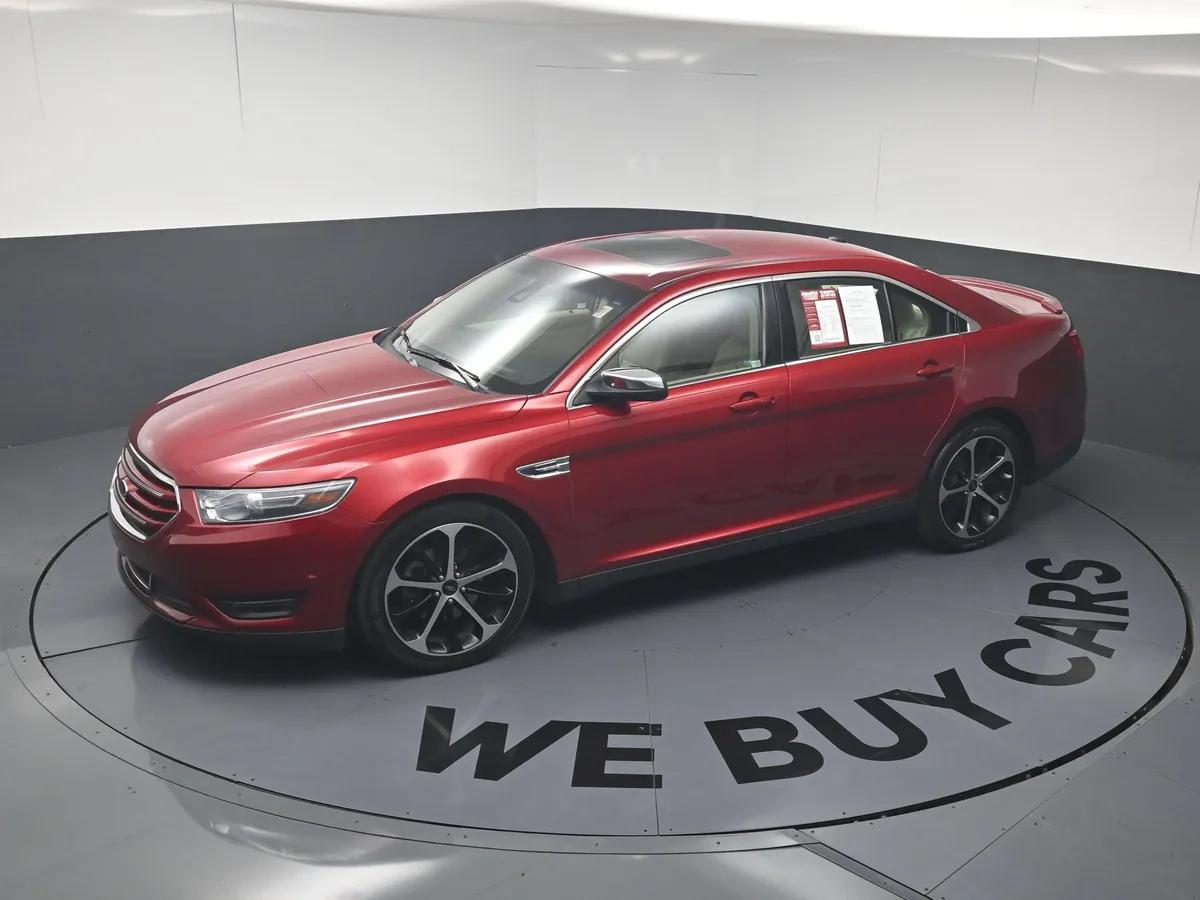 2015 Ford Taurus Limited thumbnail 30