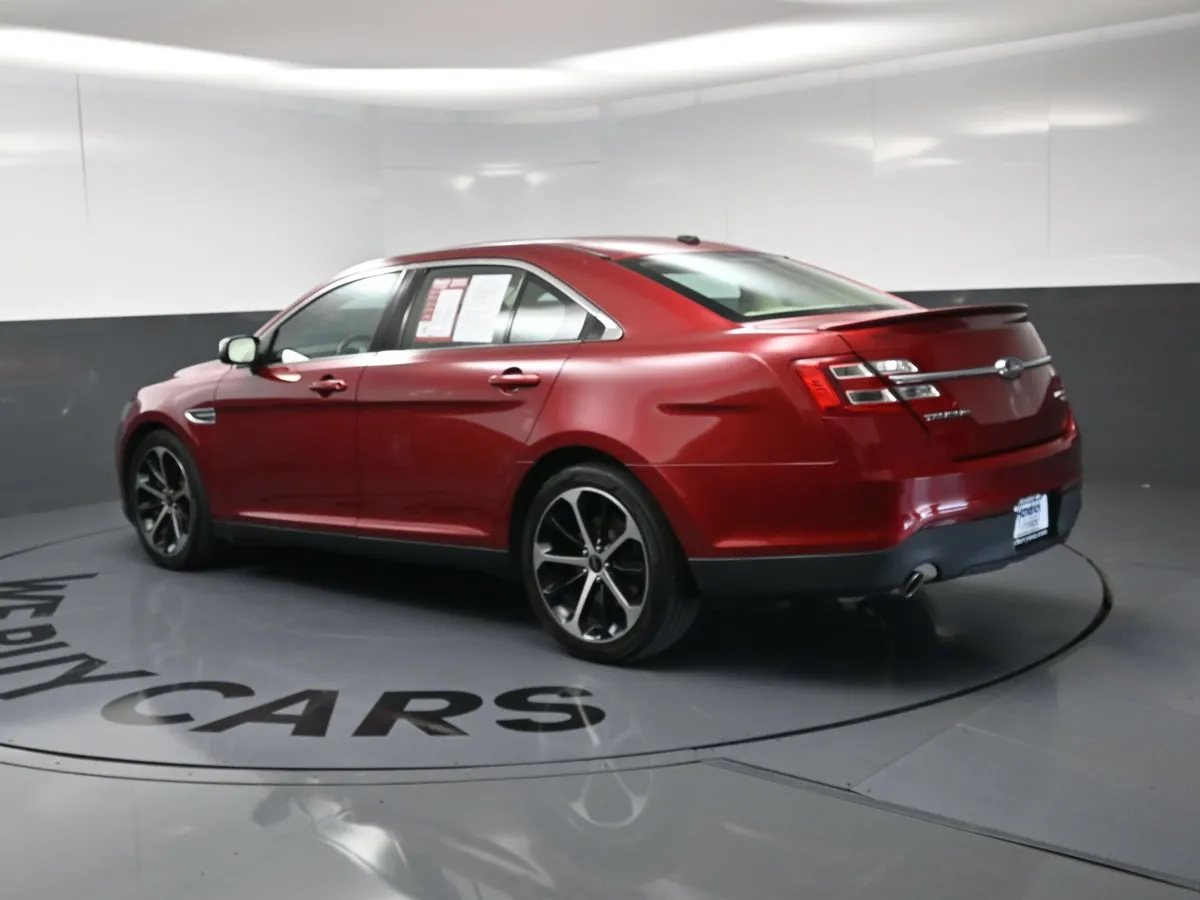 2015 Ford Taurus Limited thumbnail 6