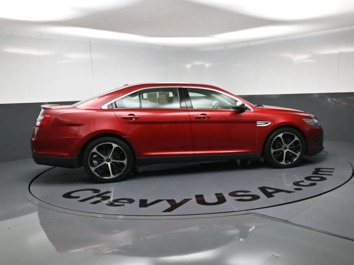 2015 Ford Taurus Limited thumbnail 9