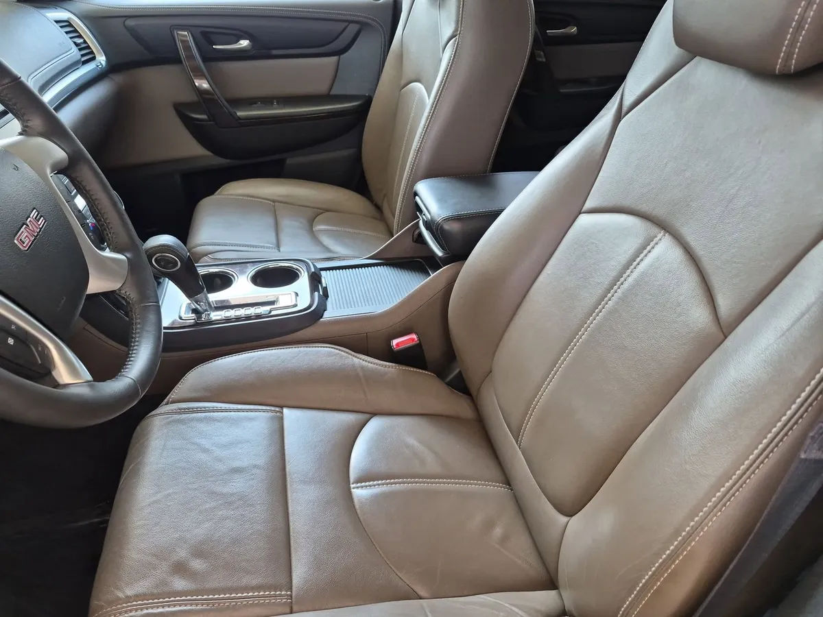2015 GMC Acadia SLT thumbnail 15