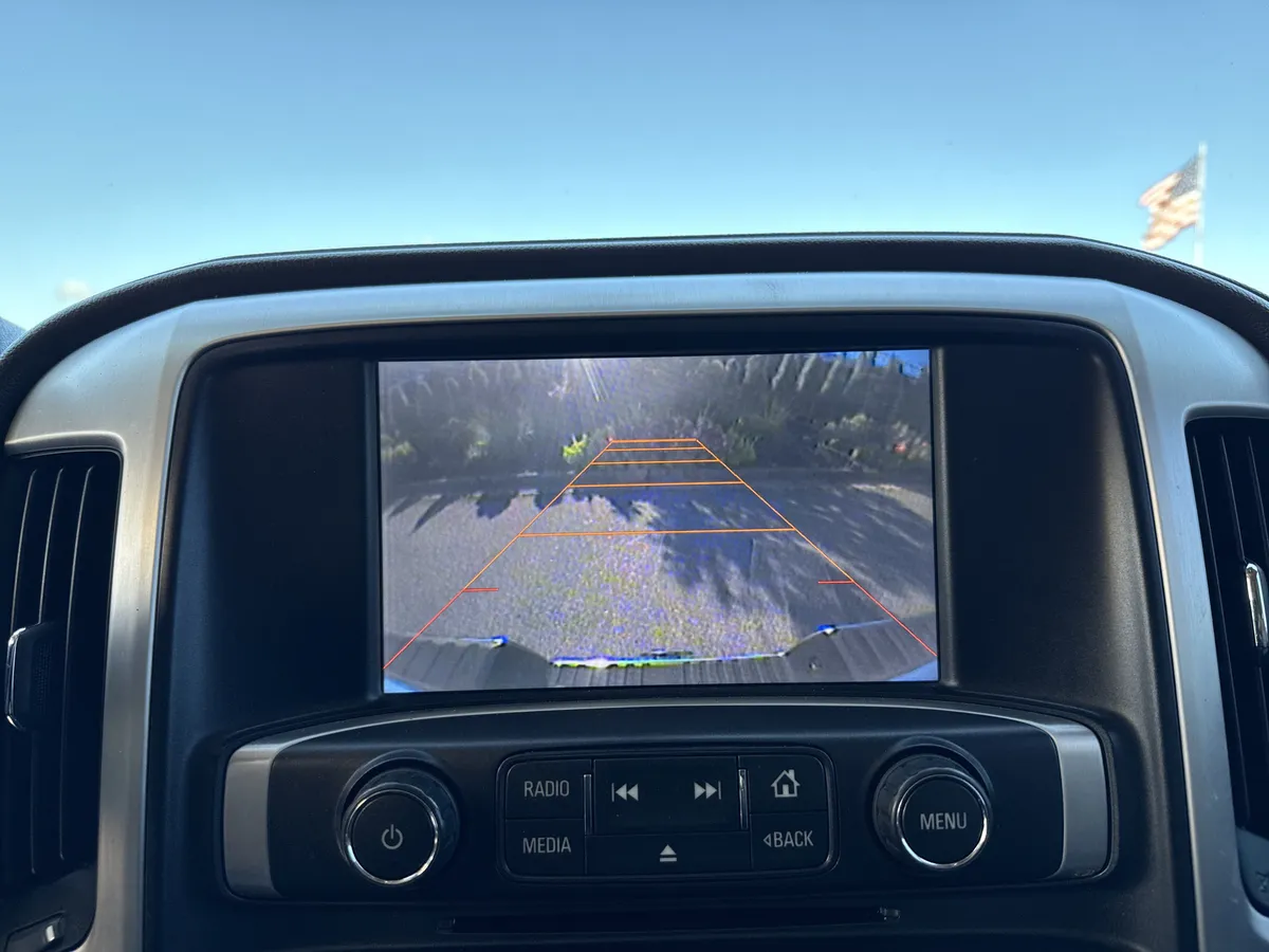 2015 GMC Sierra 1500 SLT thumbnail 24