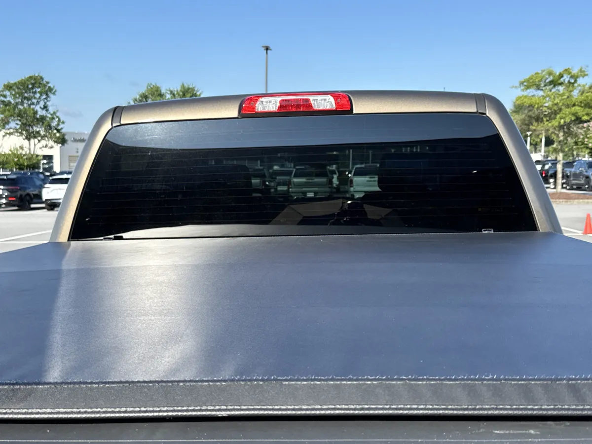 2015 GMC Sierra 1500 SLT thumbnail 31