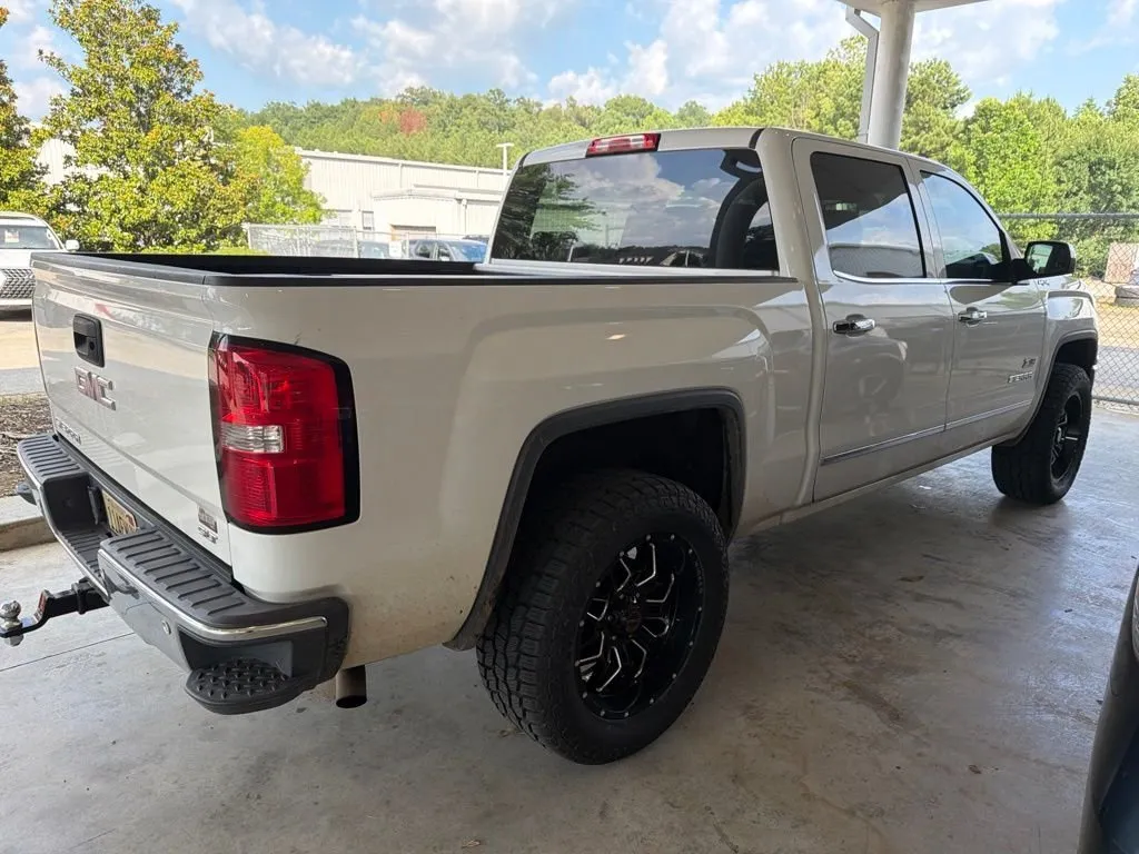 2015 GMC Sierra 1500 SLT thumbnail 3