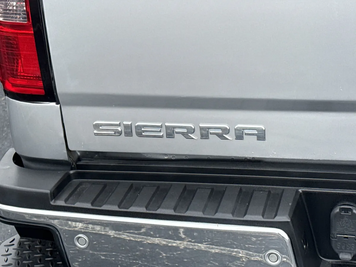 2015 GMC Sierra 2500 HD SLE thumbnail 10