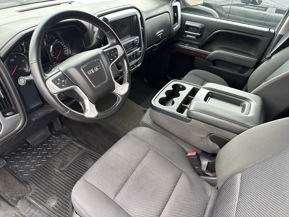 2015 GMC Sierra 2500 HD SLE thumbnail 13