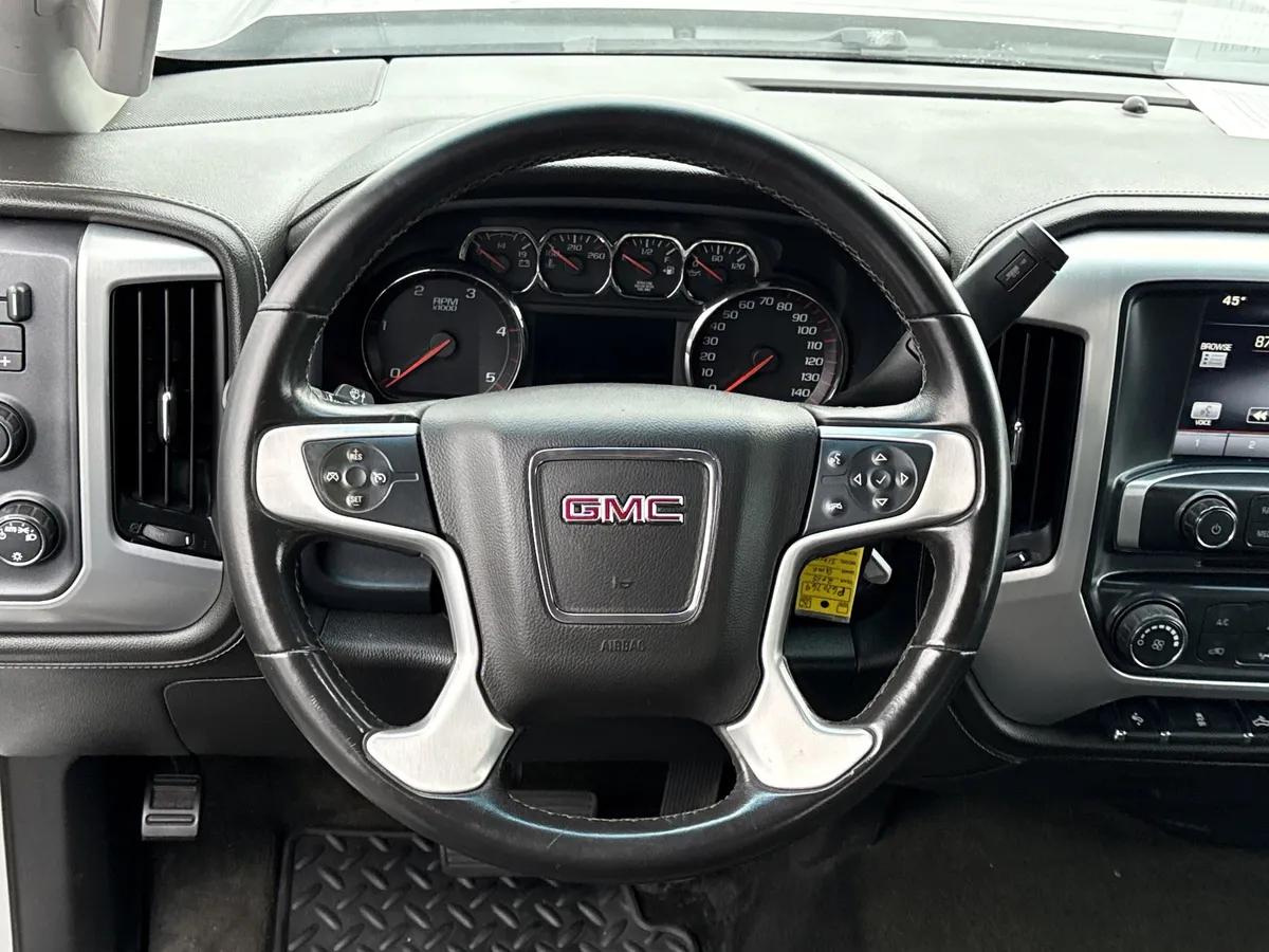 2015 GMC Sierra 2500 HD SLE thumbnail 21
