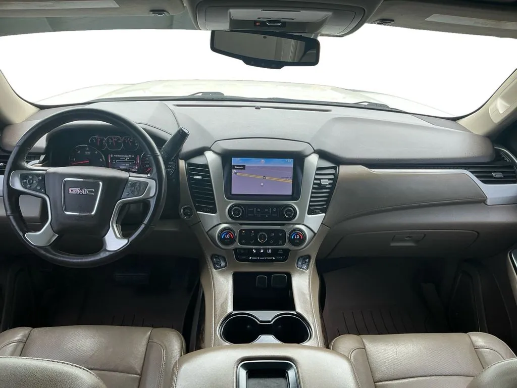 2015 GMC Yukon SLT thumbnail 17