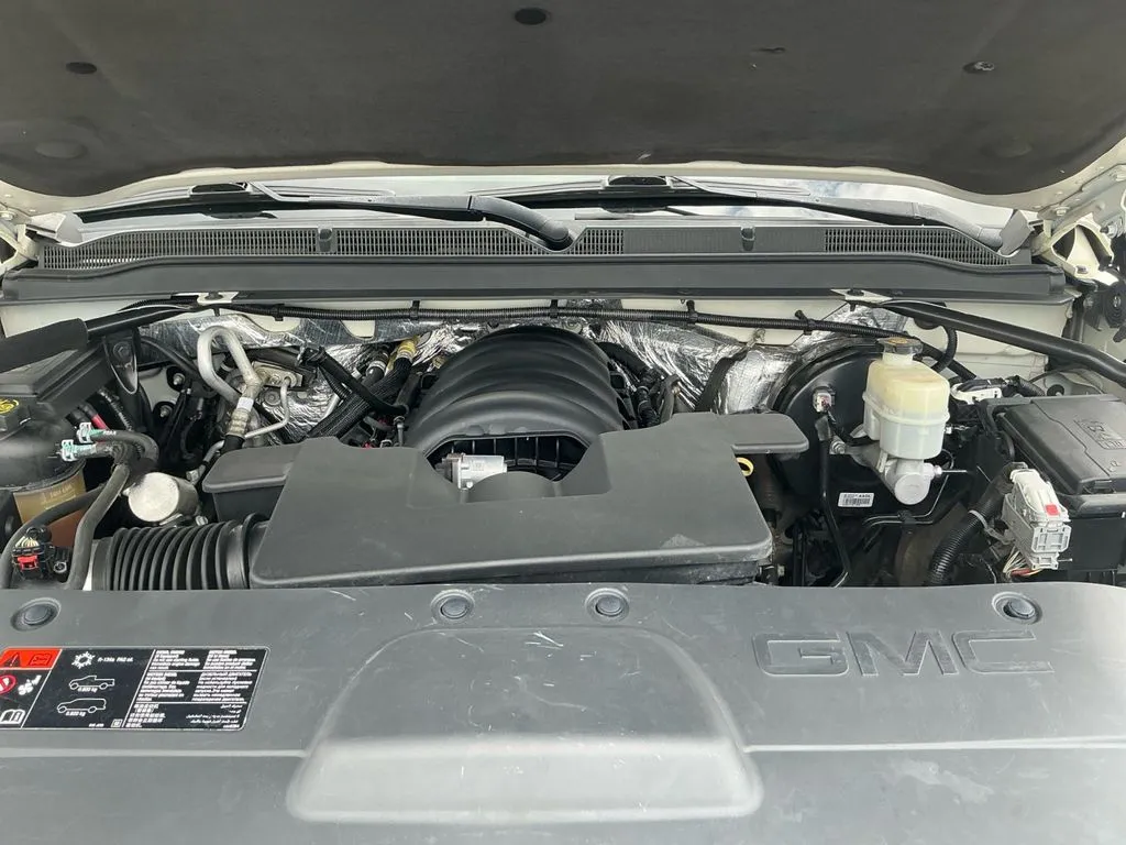 2015 GMC Yukon SLT thumbnail 25