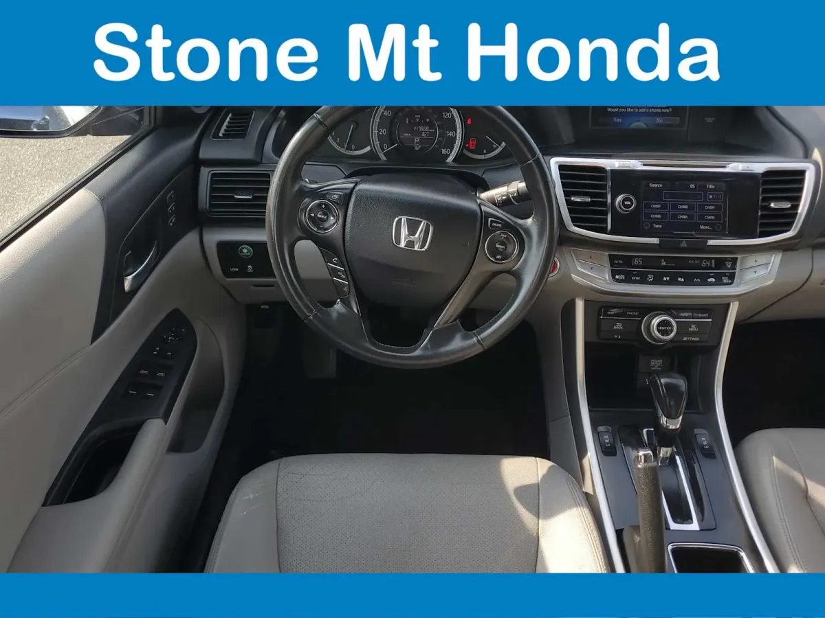 2015 Honda Accord EX-L thumbnail 13