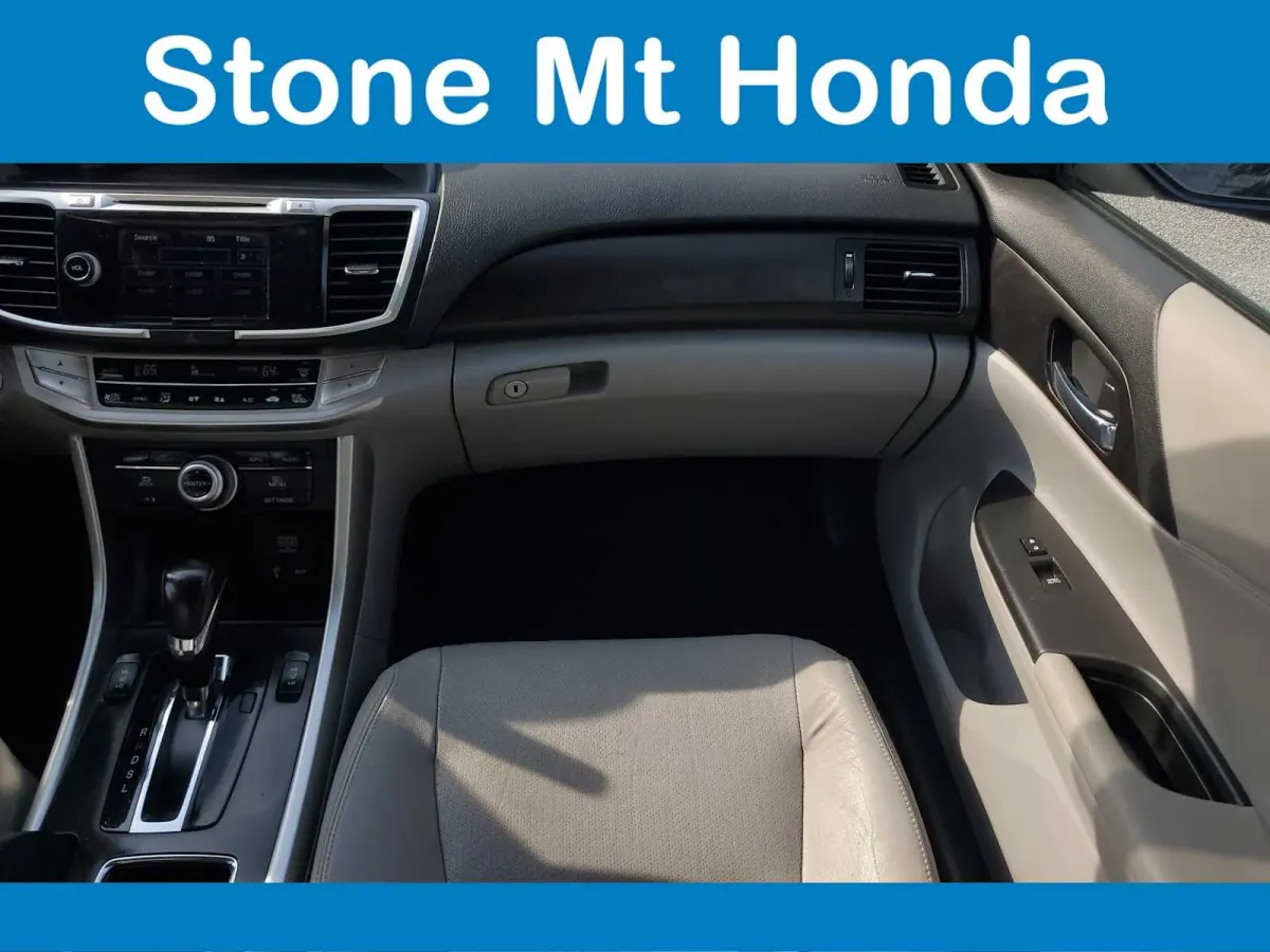 2015 Honda Accord EX-L thumbnail 14