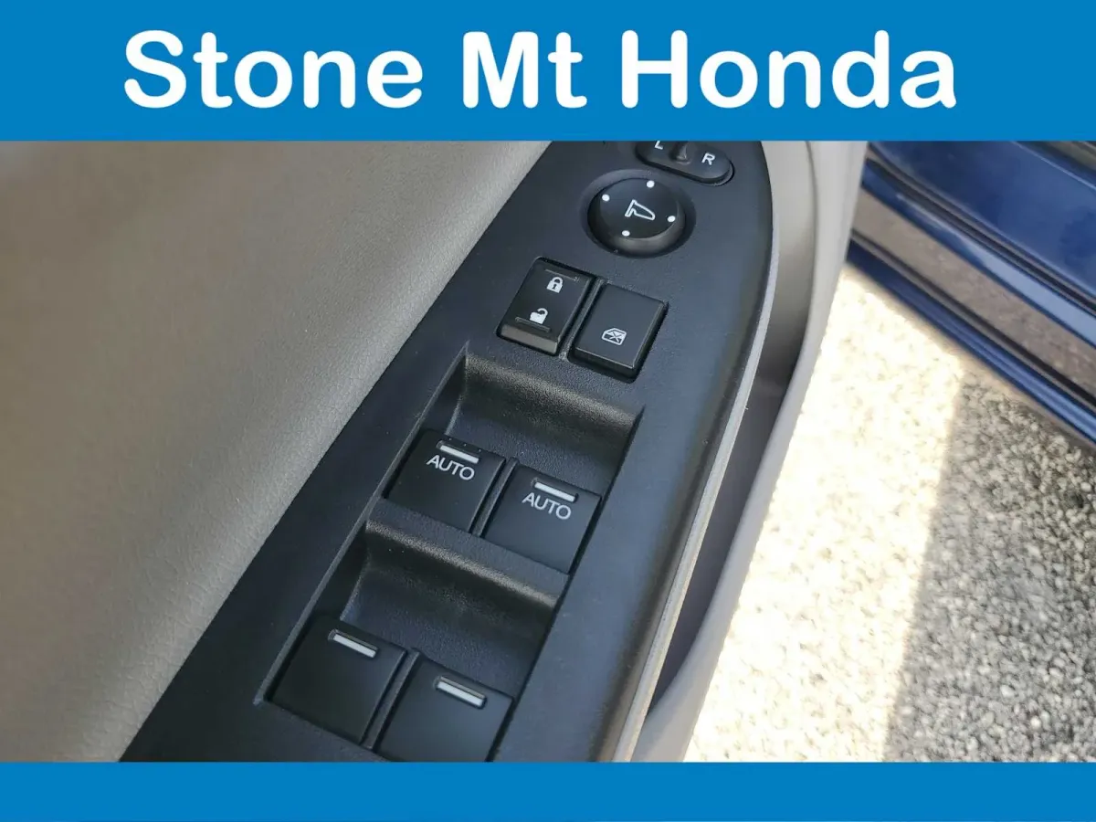 2015 Honda Accord EX-L thumbnail 18