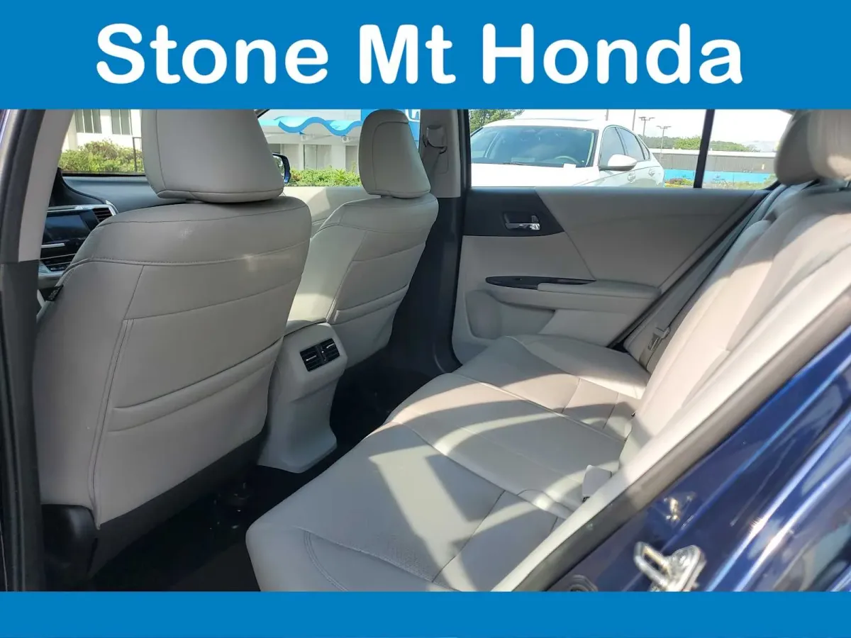 2015 Honda Accord EX-L thumbnail 9