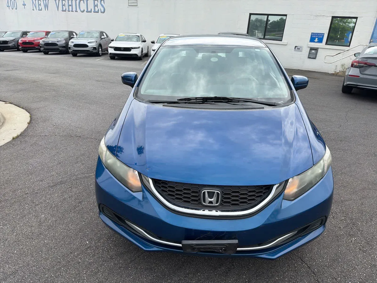 2015 Honda Civic LX thumbnail 15
