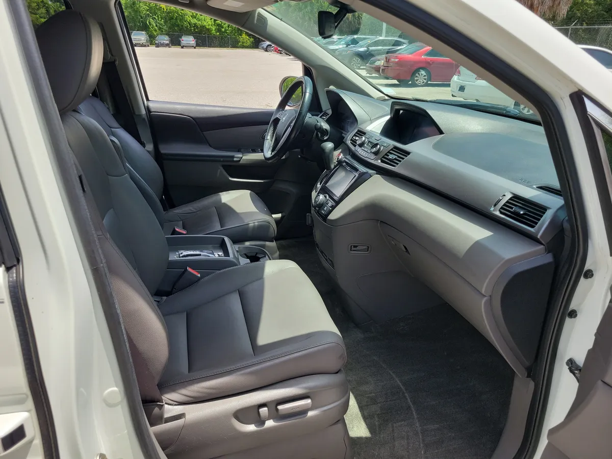 2015 Honda Odyssey EX-L thumbnail 29