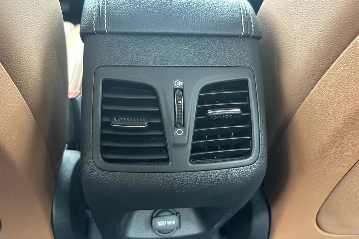 2015 Hyundai Sonata 2.4L Limited thumbnail 14