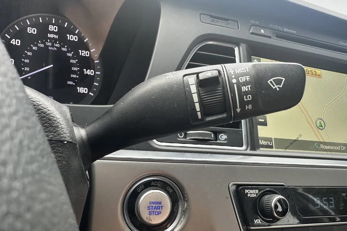 2015 Hyundai Sonata 2.4L Limited thumbnail 30