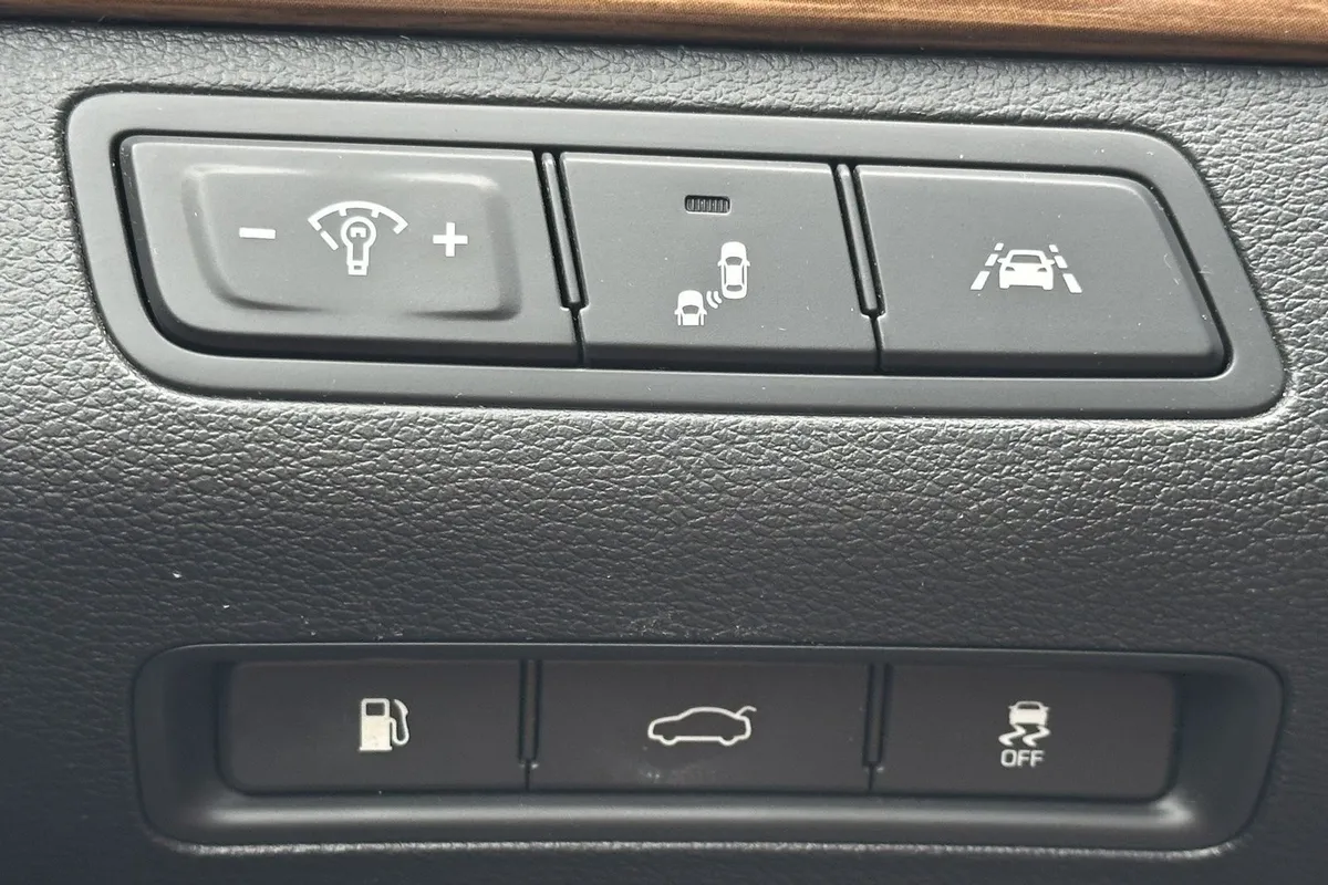 2015 Hyundai Sonata 2.4L Limited thumbnail 32